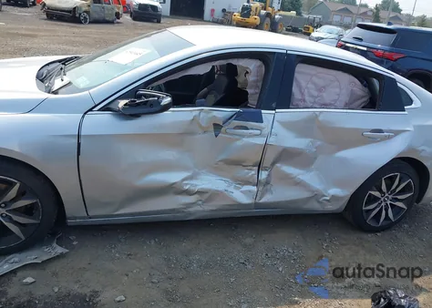 2018 Chevrolet Malibu Lt из США, поврежденный, VIN 1G1ZD5ST8JF270861